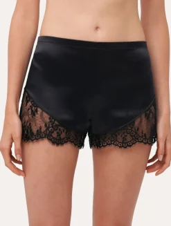 La Perla Silk Pajama Shorts With Leavers Lace Trim< Pajamas|Sleep Shorts & Trousers