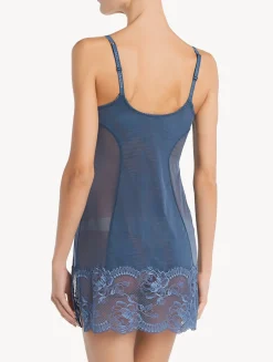 La Perla Dark Lace Slip< Slips & Dresses