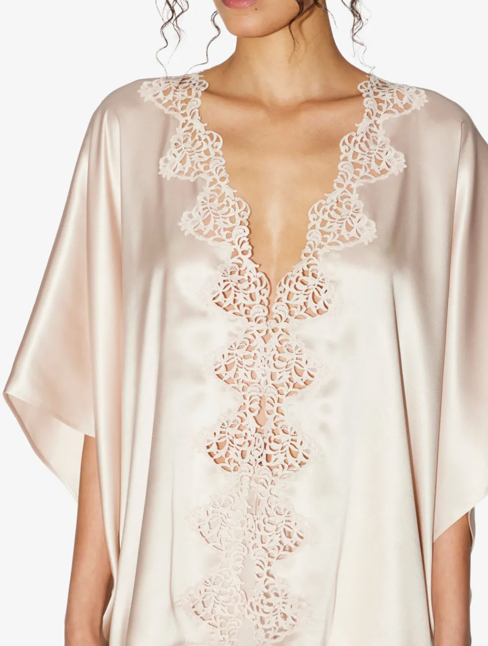 La Perla Rose Beige Short Silk Robe< Robes|Silk Sleepwear
