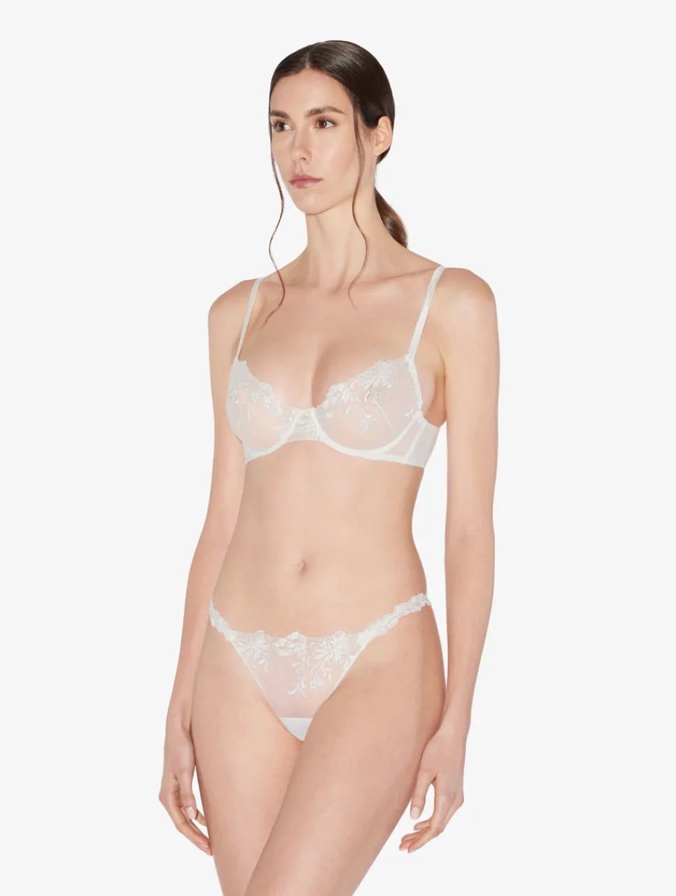 La Perla Underwired Bra In Off-white Lycra With Embroidered Tulle< Underwired